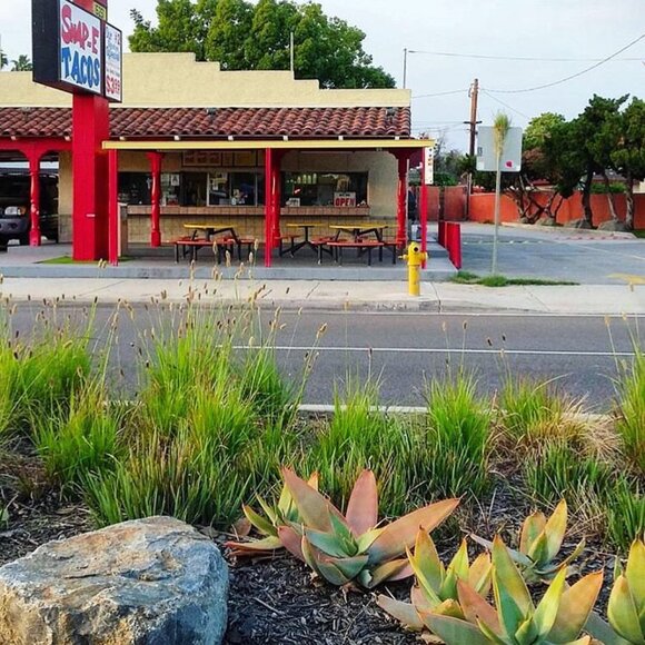 Authentic Unisex Snap-E Tacos La Puente Black T-Shirt - Picture 4 of 9